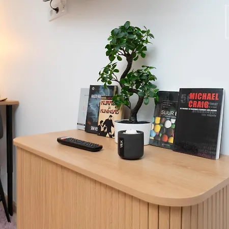 Quiet 2br, Free Parking, Workspace & Fast Wifi Reval